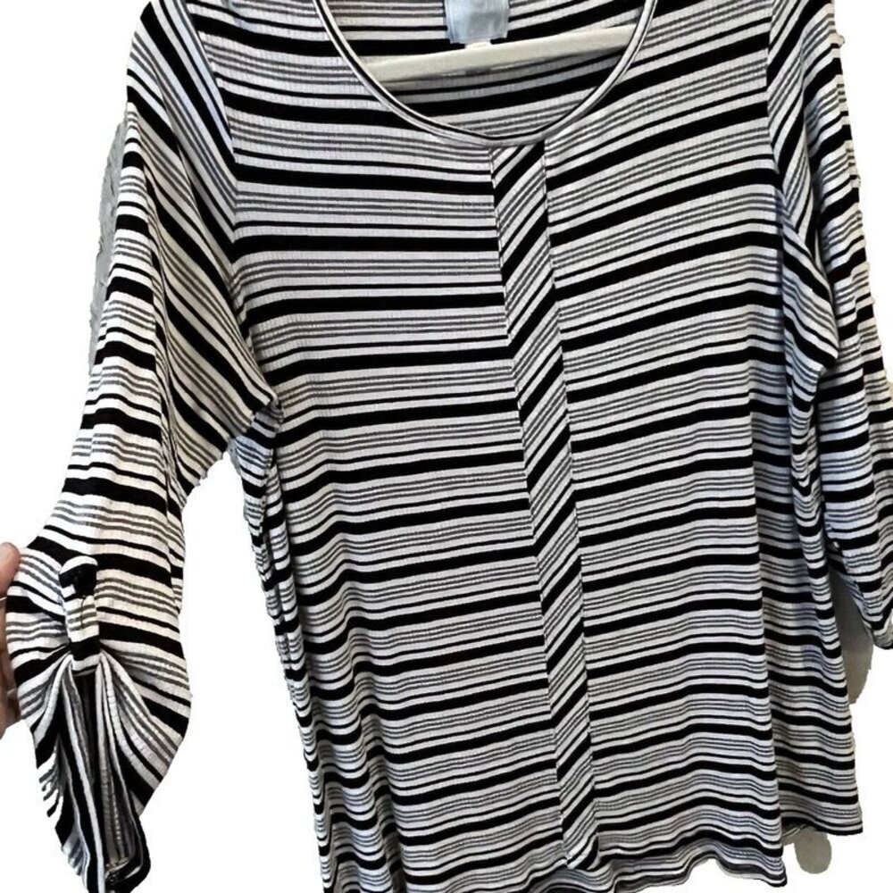 Sunday - Women's Black and White Striped Stretch Scoop Neck Tunic Plus Size 1X - Picture 10 of 16